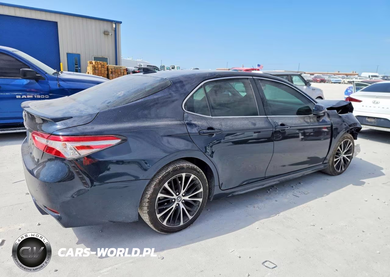 2019 Toyota Camry Se VIN:4T1B11HK2KU730386 - 3