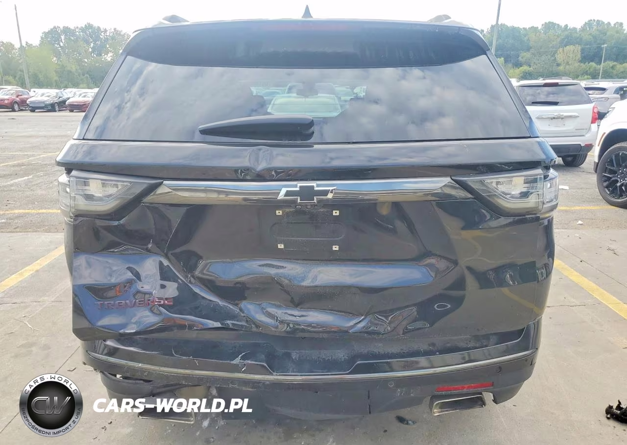 2021 Chevrolet Traverse Premier VIN:1GNERKKW6MJ231436 - 6
