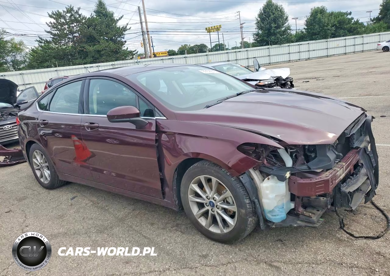 2017 Ford Fusion Se VIN:3FA6P0HD3HR304972 - 4