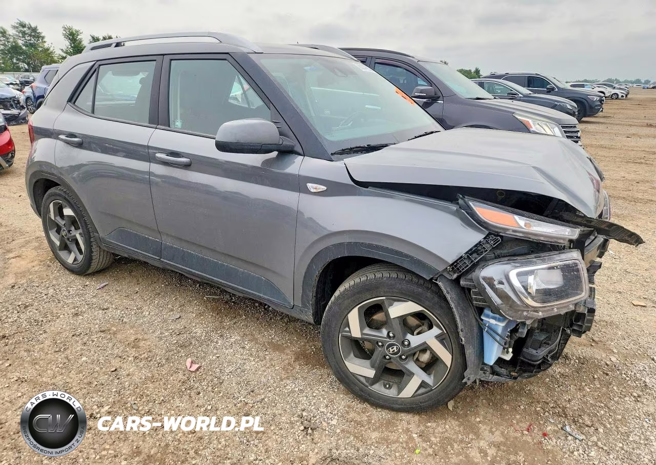 2021 Hyundai Venue Sel VIN:KMHRC8A36MU095616 - 4