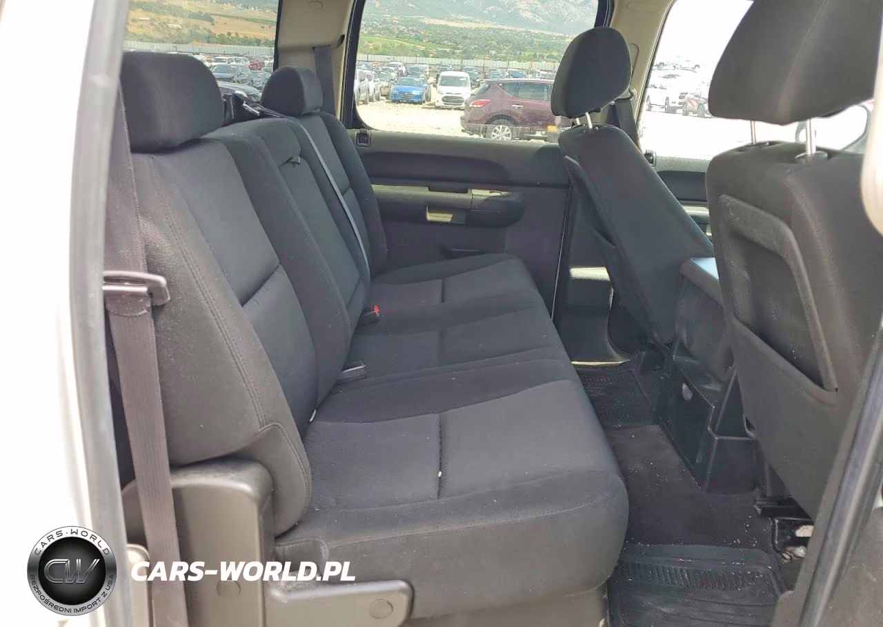 2011 Chevrolet Silverado K1500 Hybrid VIN:3GCUKUEJXBG130158 - 10