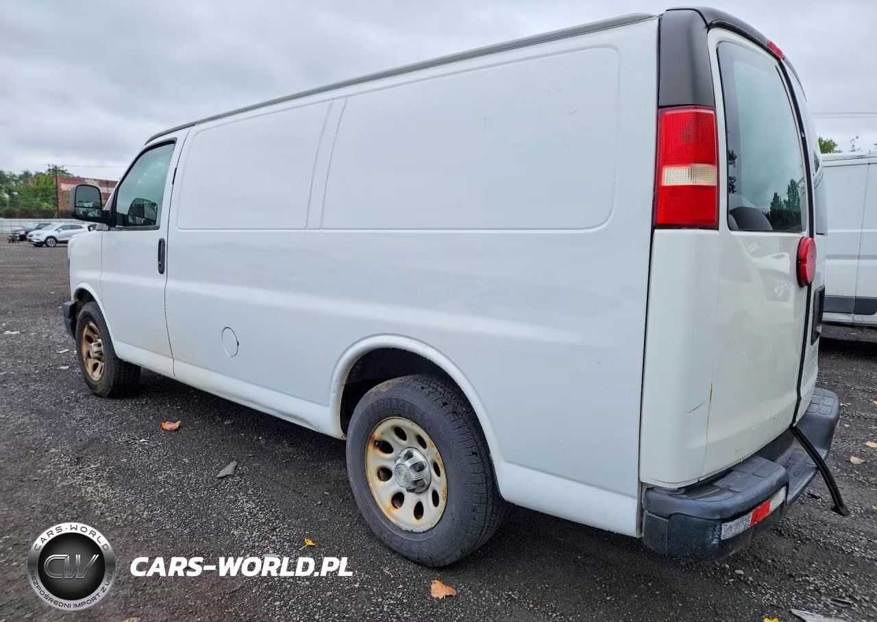 2013 Chevrolet Express G1500 VIN:1GCSGAFXXD1162555 - 2