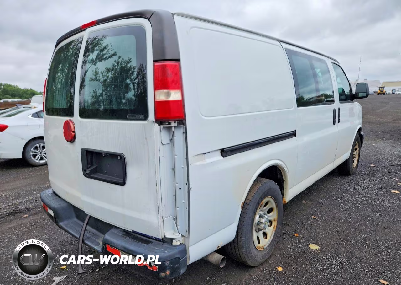 2013 Chevrolet Express G1500 VIN:1GCSGAFXXD1162555 - 3