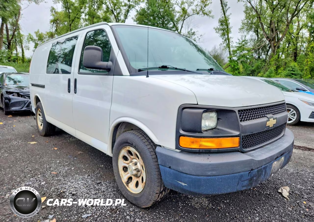 2013 Chevrolet Express G1500 VIN:1GCSGAFXXD1162555 - 4