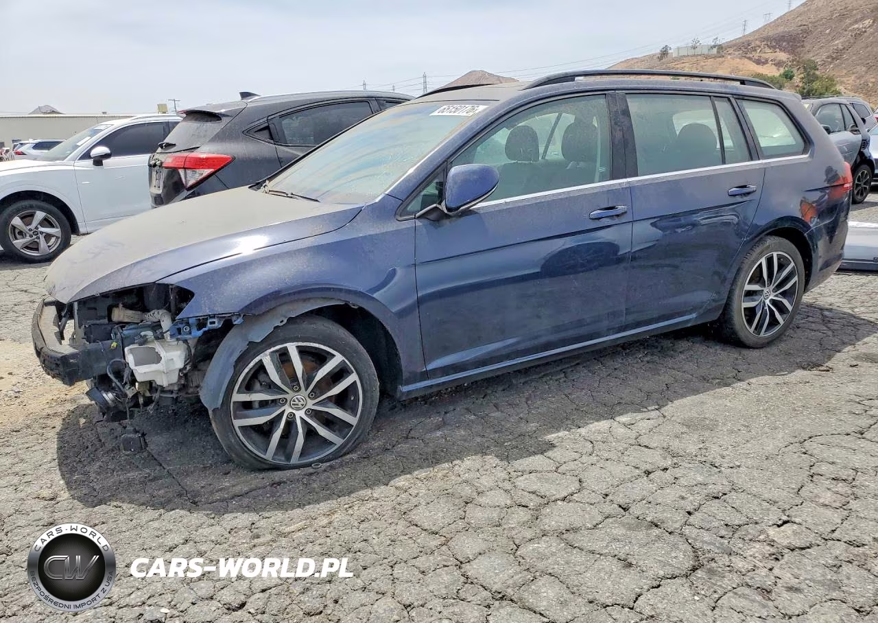 2016 Volkswagen Golf Sportwagen S