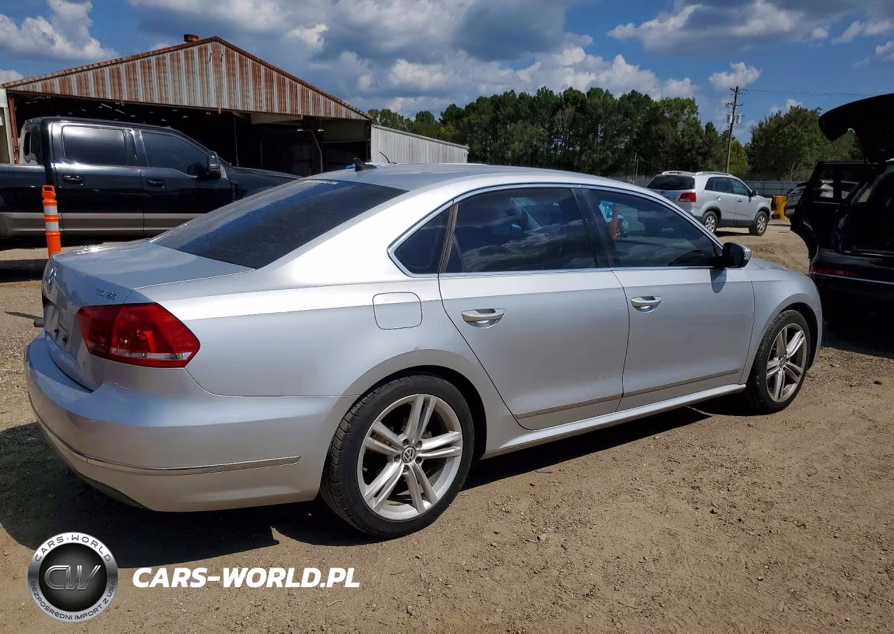 2015 Volkswagen Passat Se VIN:1VWBT7A33FC050106 - 3