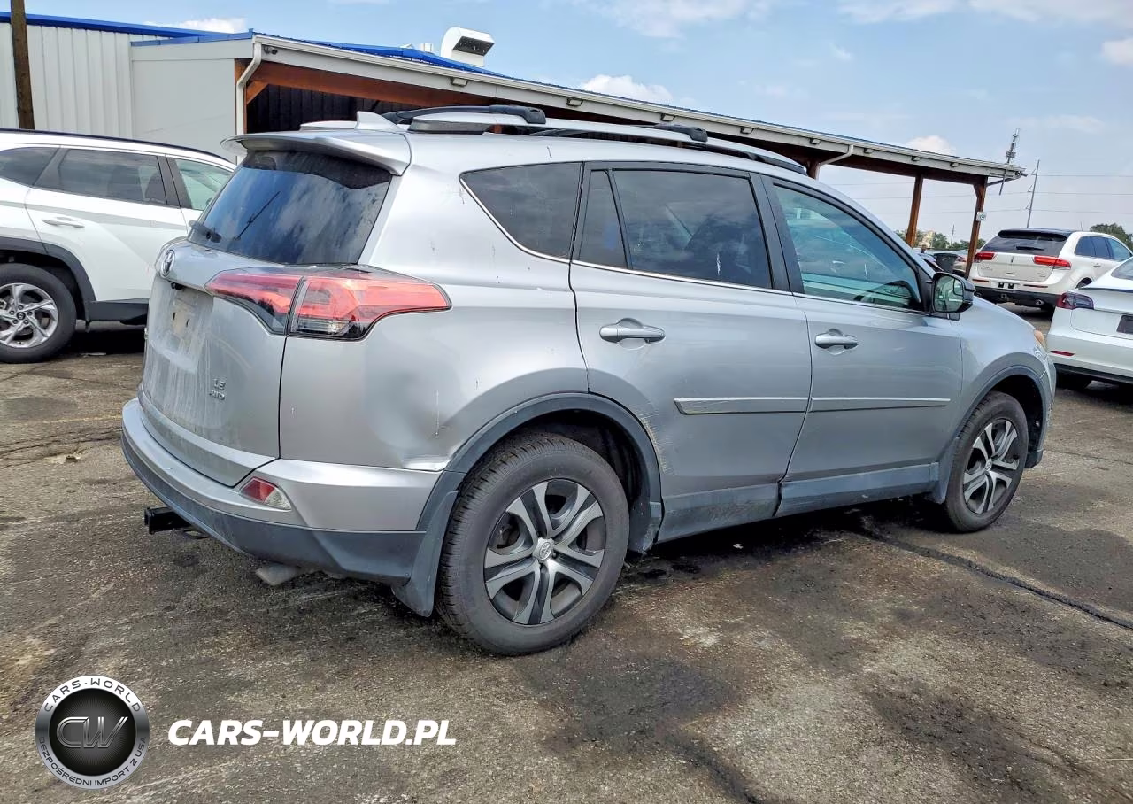 2017 Toyota Rav4 Le VIN:2T3BFREV4HW541057 - 3
