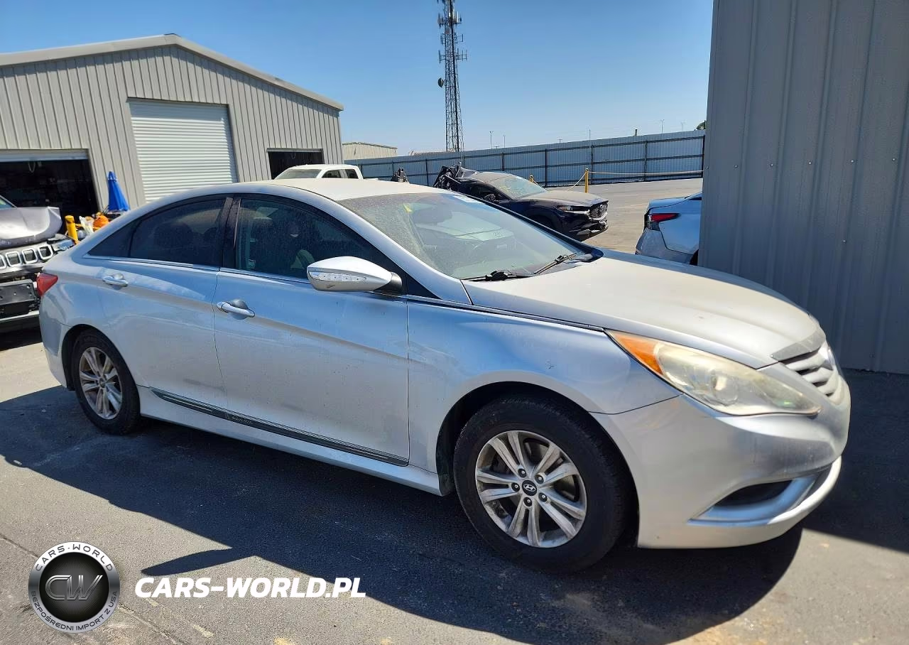 2014 Hyundai Sonata Gls VIN:5NPEB4AC8EH935244 - 4