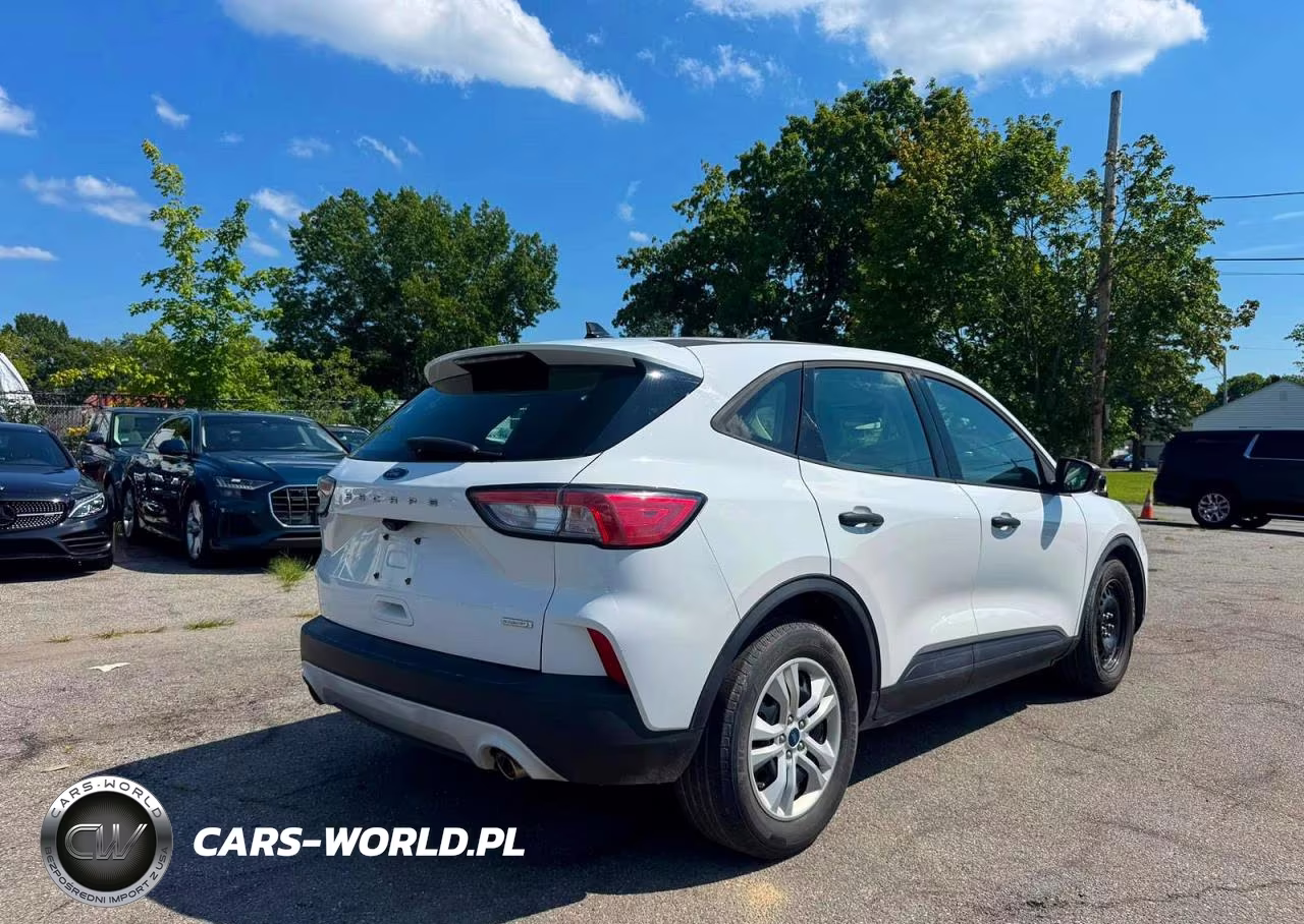 2020 Ford Escape S VIN:1FMCU0F69LUA21662 - 4