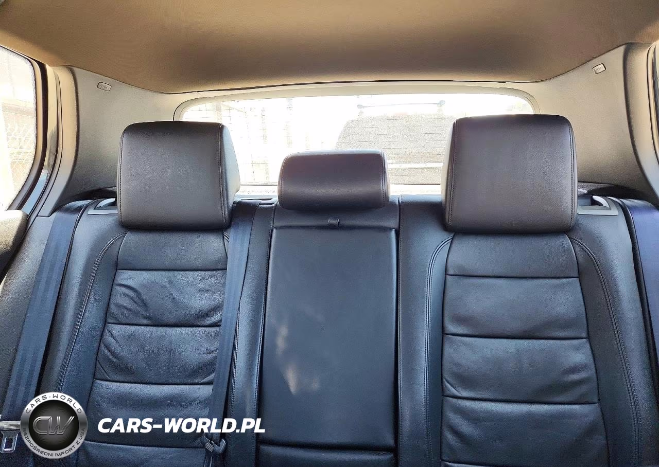 2011 Volkswagen Gti VIN:WVWHD7AJ2BW282892 - 10