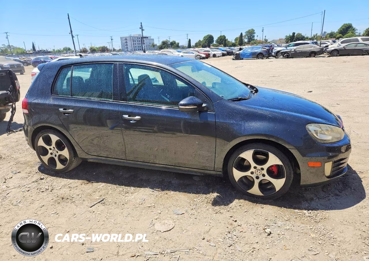2011 Volkswagen Gti VIN:WVWHD7AJ2BW282892 - 4