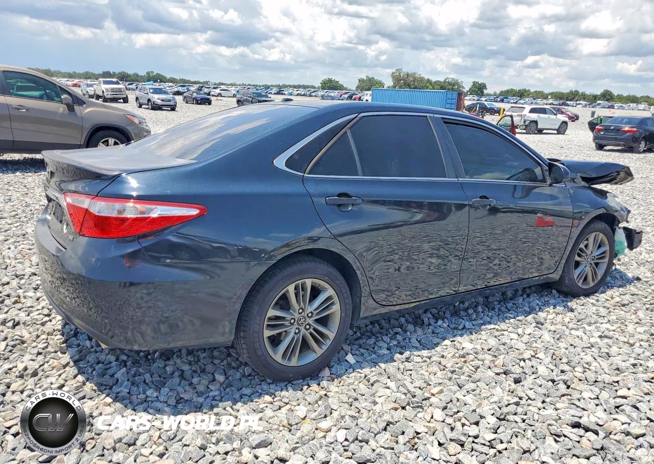 2017 Toyota Camry Se VIN:4T1BF1FK4HU417000 - 3