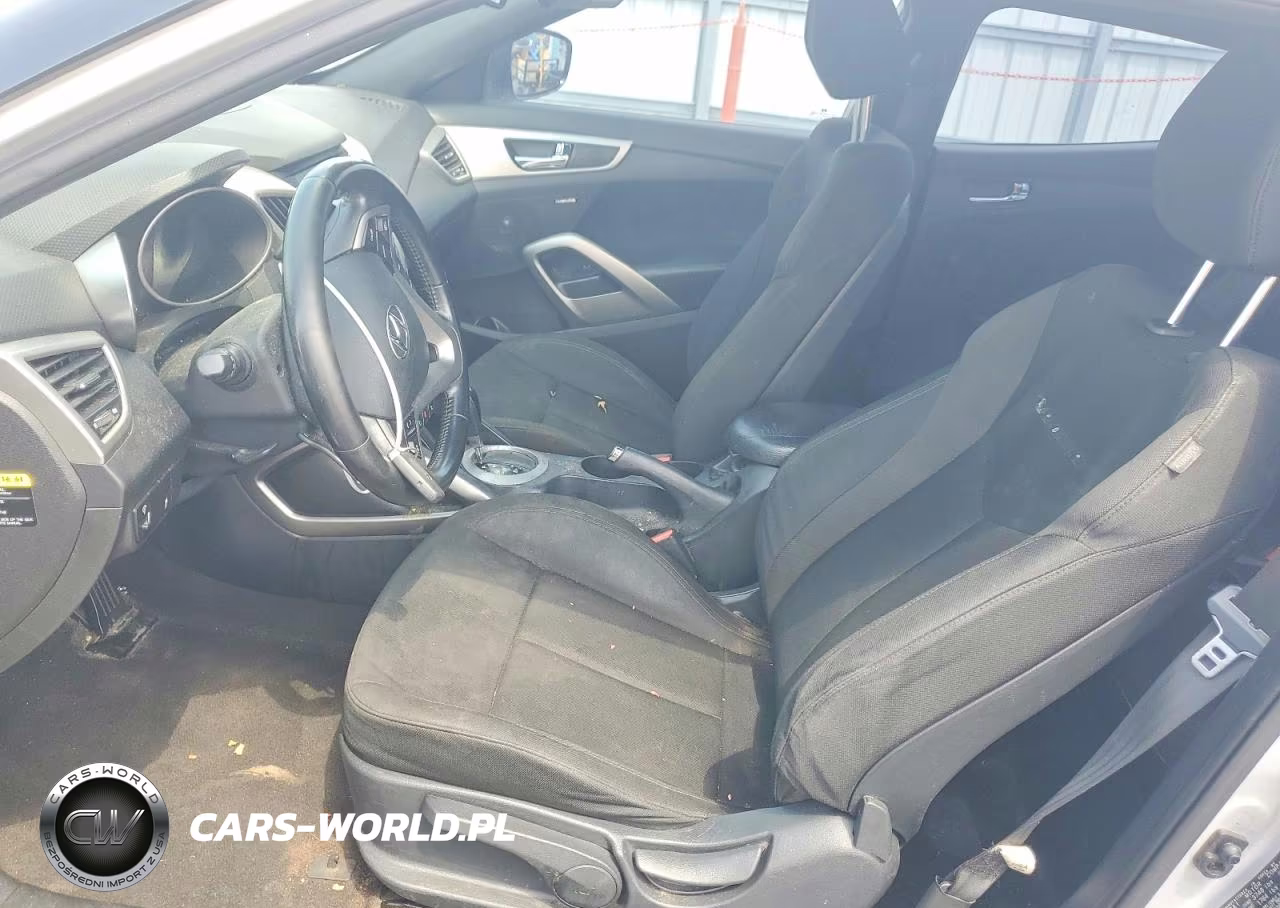 2017 Hyundai Veloster Value Edition VIN:KMHTC6AD5HU320987 - 7