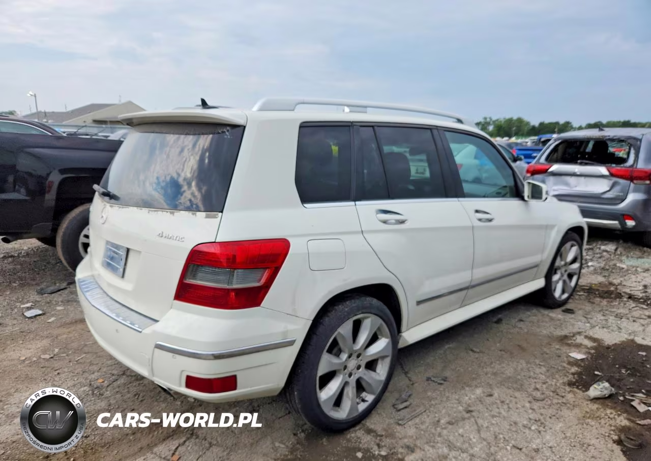 2010 Mercedes-Benz Glk 350 4Matic VIN:WDCGG8HB2AF382815 - 3
