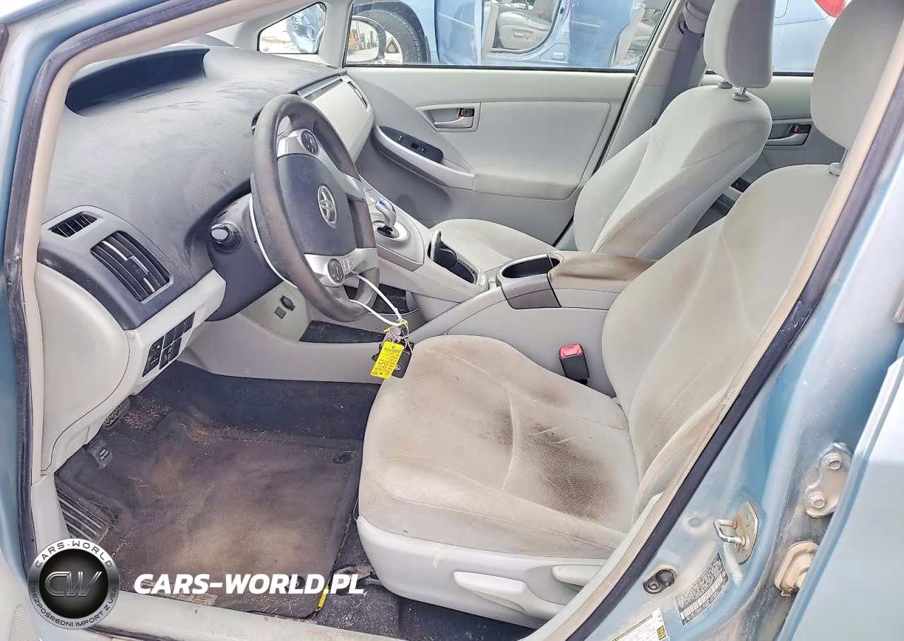 2013 Toyota Prius Three VIN:JTDKN3DU7D1632874 - 7