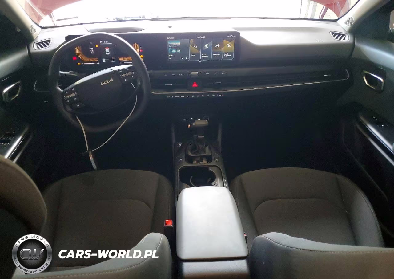 2025 Kia K4 Lxs VIN:3KPFT4DE8SE131721 - 8