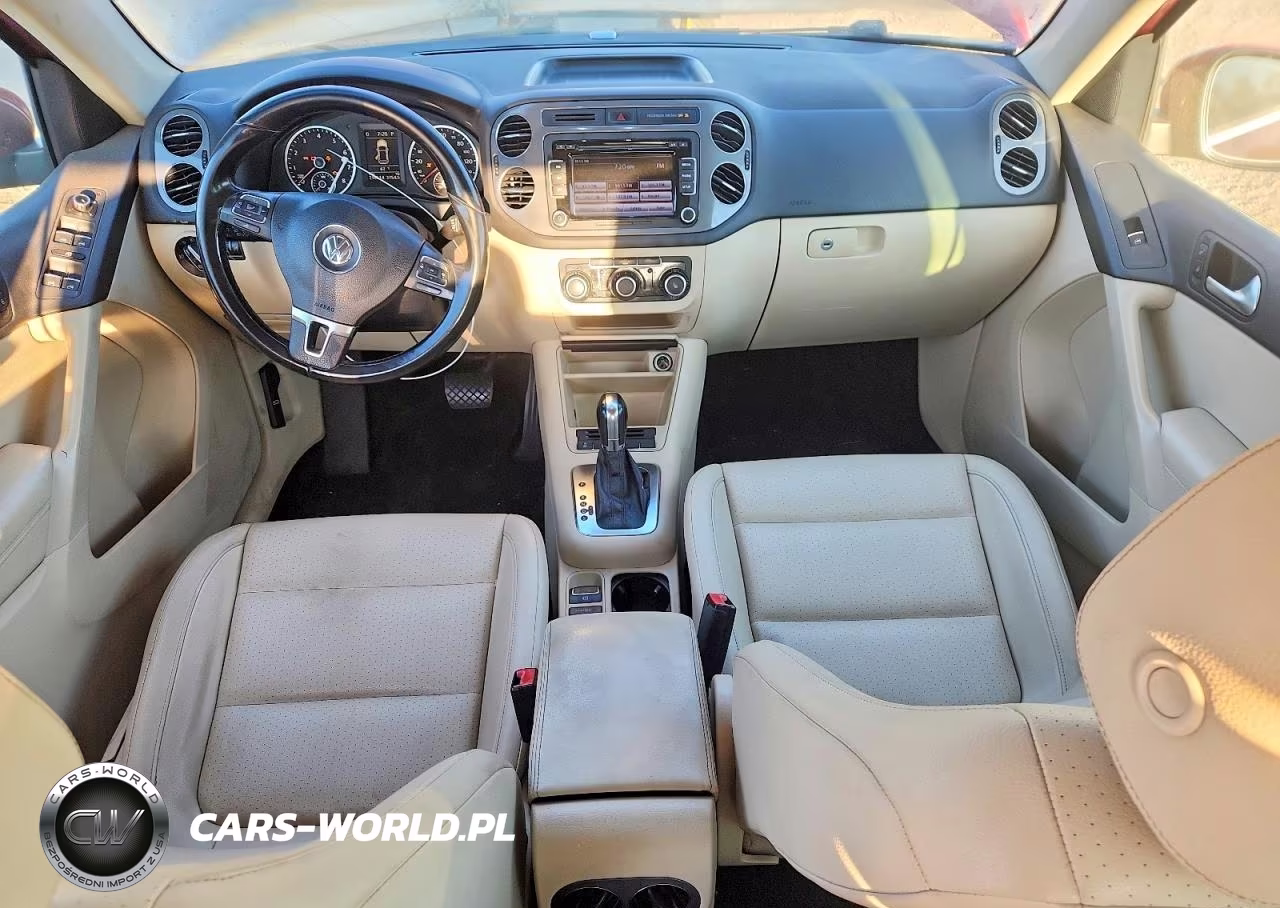 2012 Volkswagen Tiguan S VIN:WVGAV7AXXCW003298 - 8