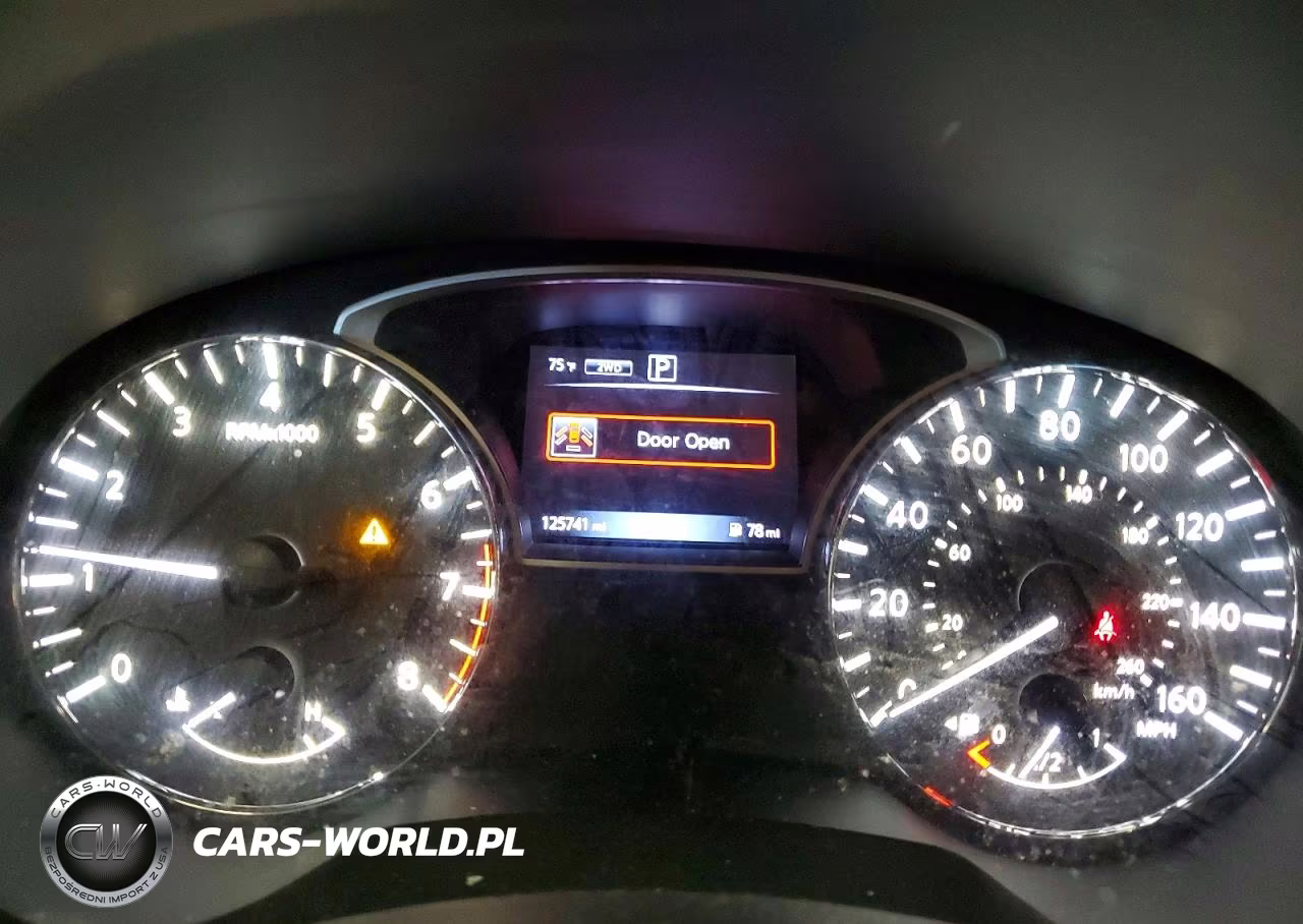 2018 Nissan Pathfinder S VIN:5N1DR2MM4JC674325 - 9