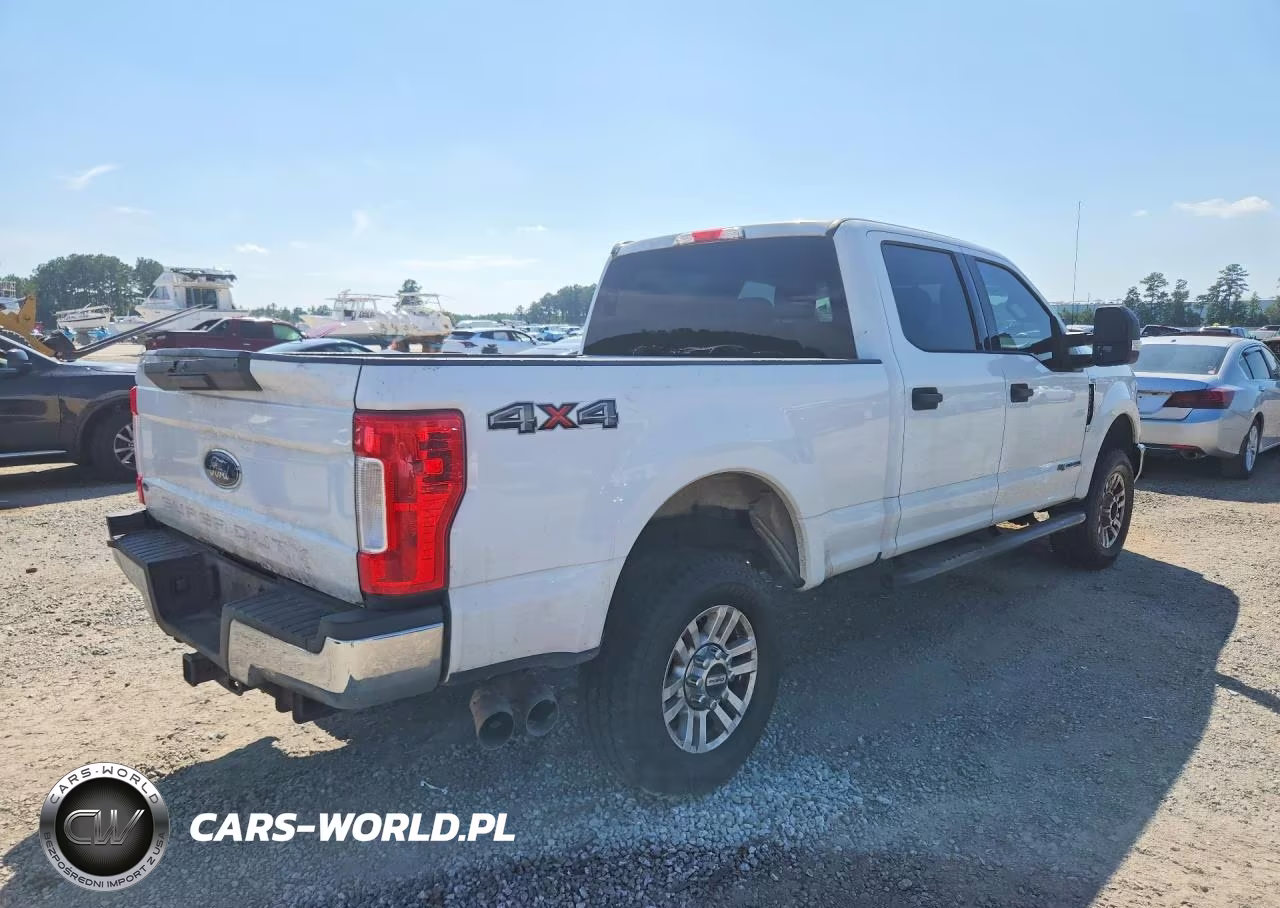2018 Ford F250 Super Duty VIN:1FT7W2BT4JEB38855 - 3