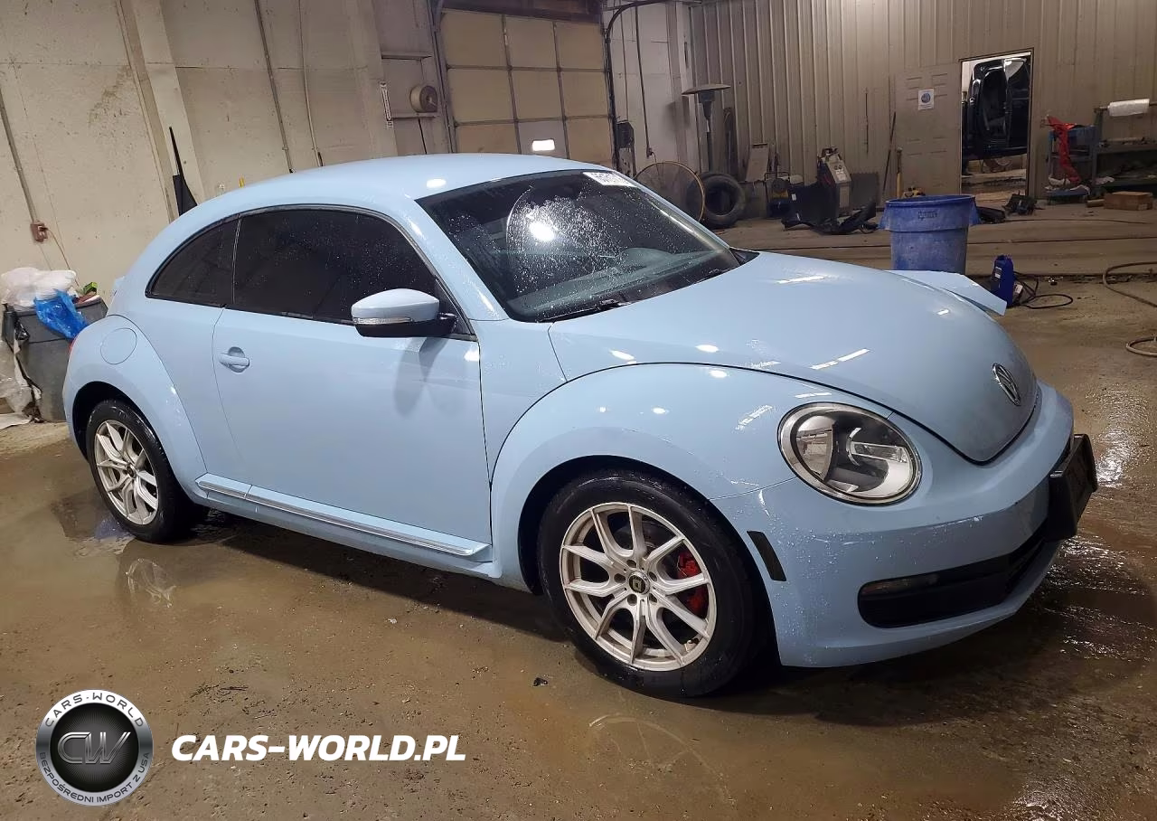 2012 Volkswagen Beetle VIN:3VWJX7AT5CM624957 - 4