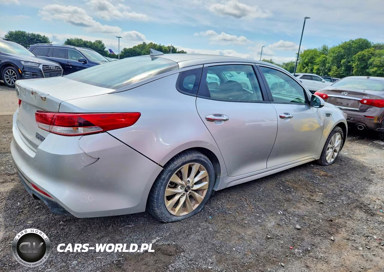 2017 Kia Optima Lx VIN:5XXGT4L33HG160886 - 3