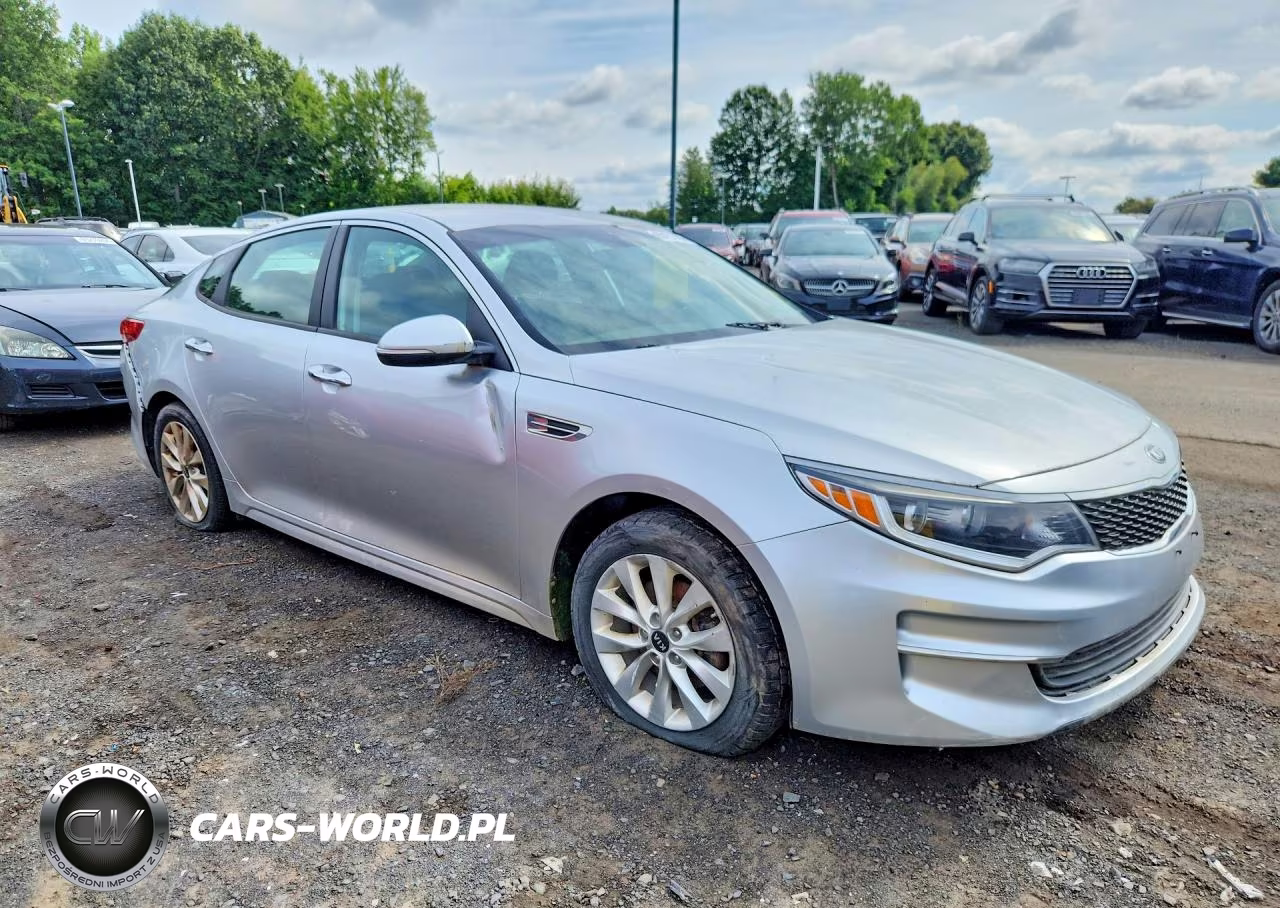 2017 Kia Optima Lx VIN:5XXGT4L33HG160886 - 4