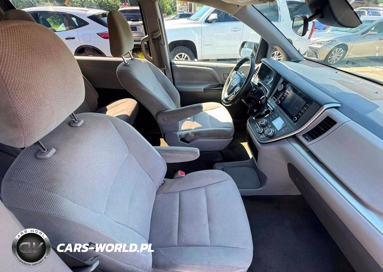 2020 Toyota Sienna L VIN:5TDZZ3DCXLS083327 - 5