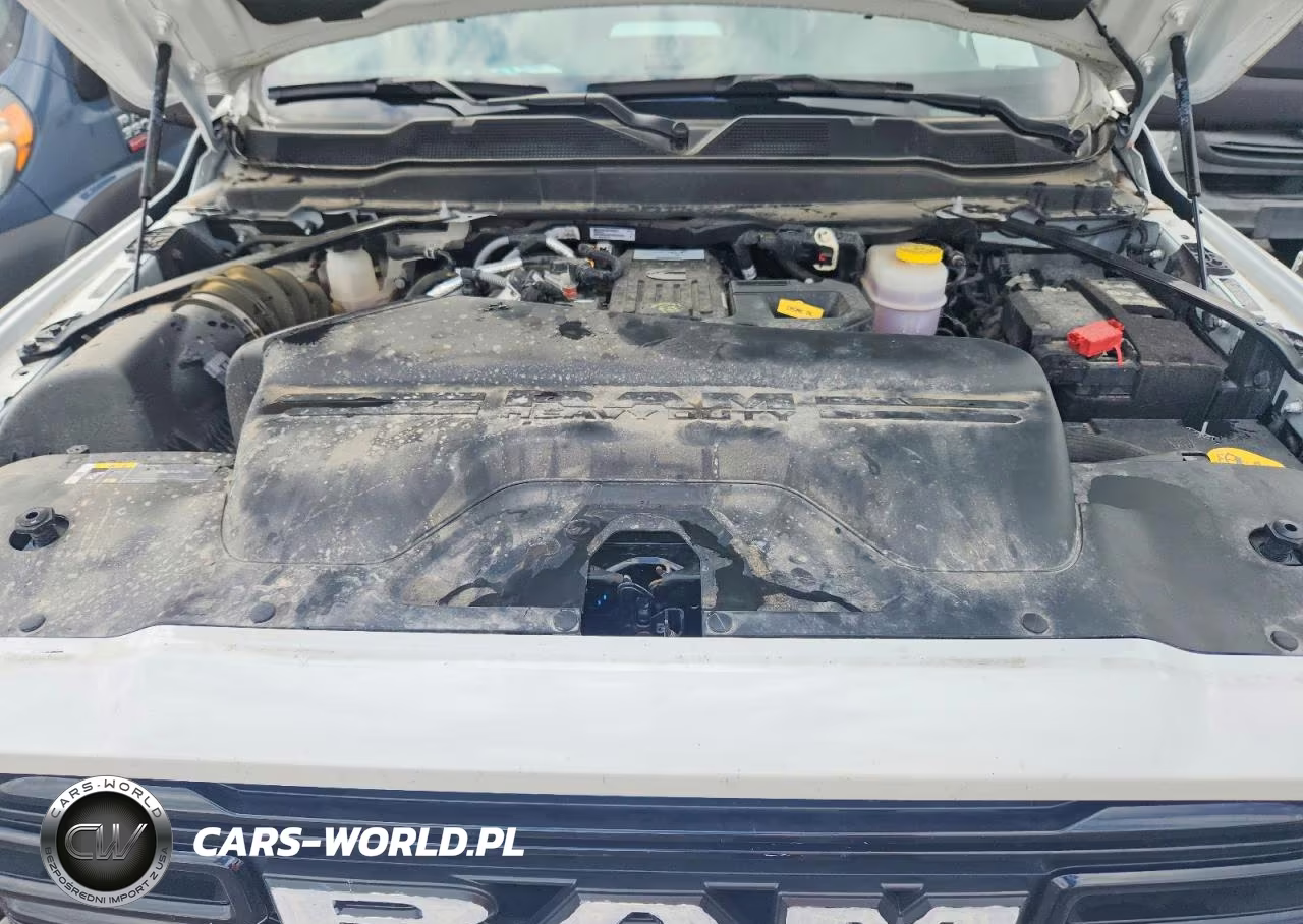2025 Ram 2500 Laramie VIN:3C63R5FL0SG504328 - 12