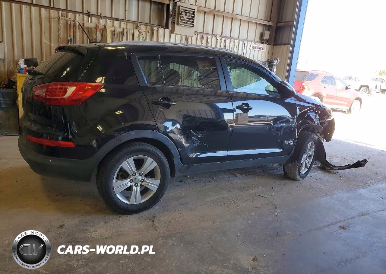 2013 Kia Sportage Lx VIN:KNDPBCA28D7359491 - 3