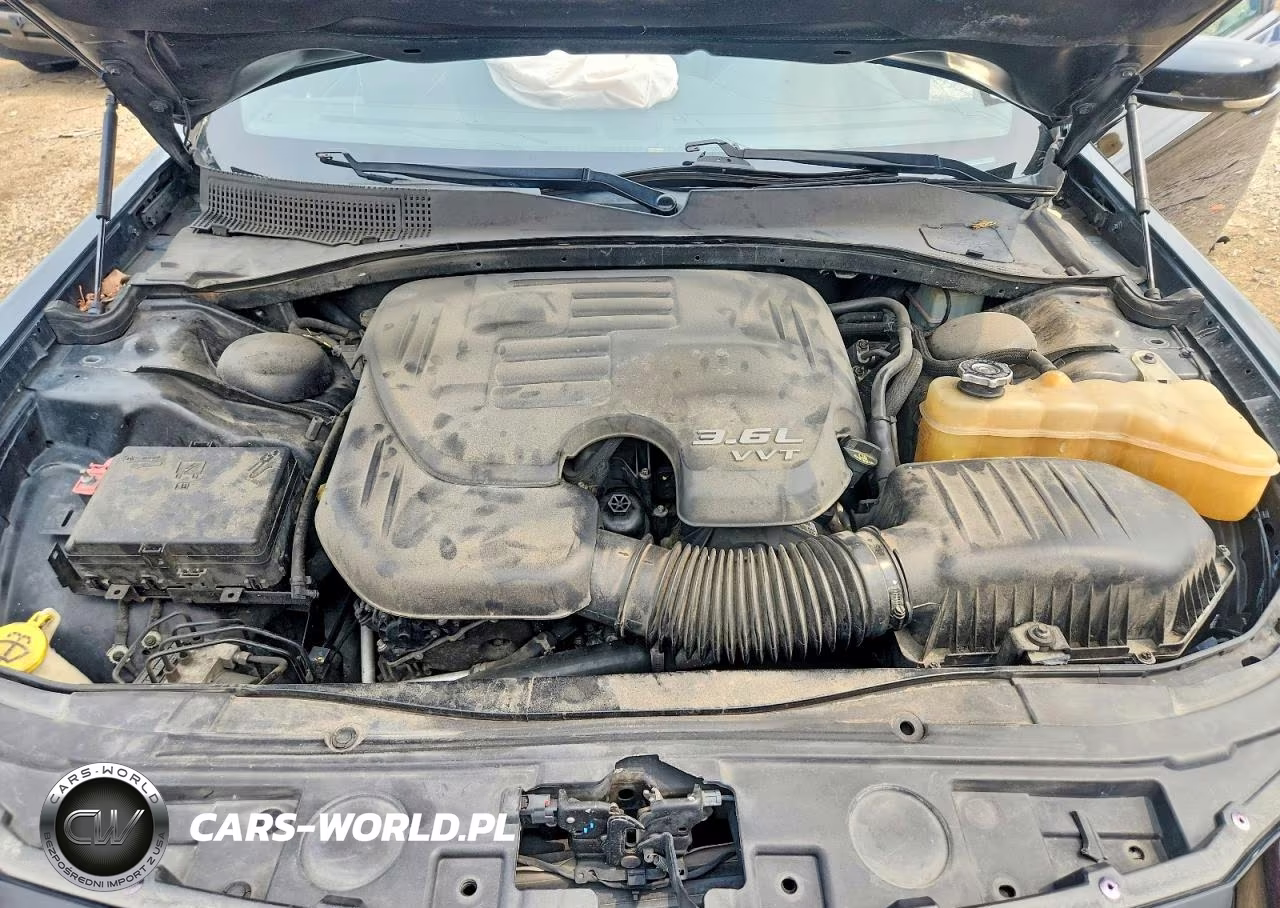 2016 Chrysler 300 S VIN:2C3CCAGG7GH230528 - 11