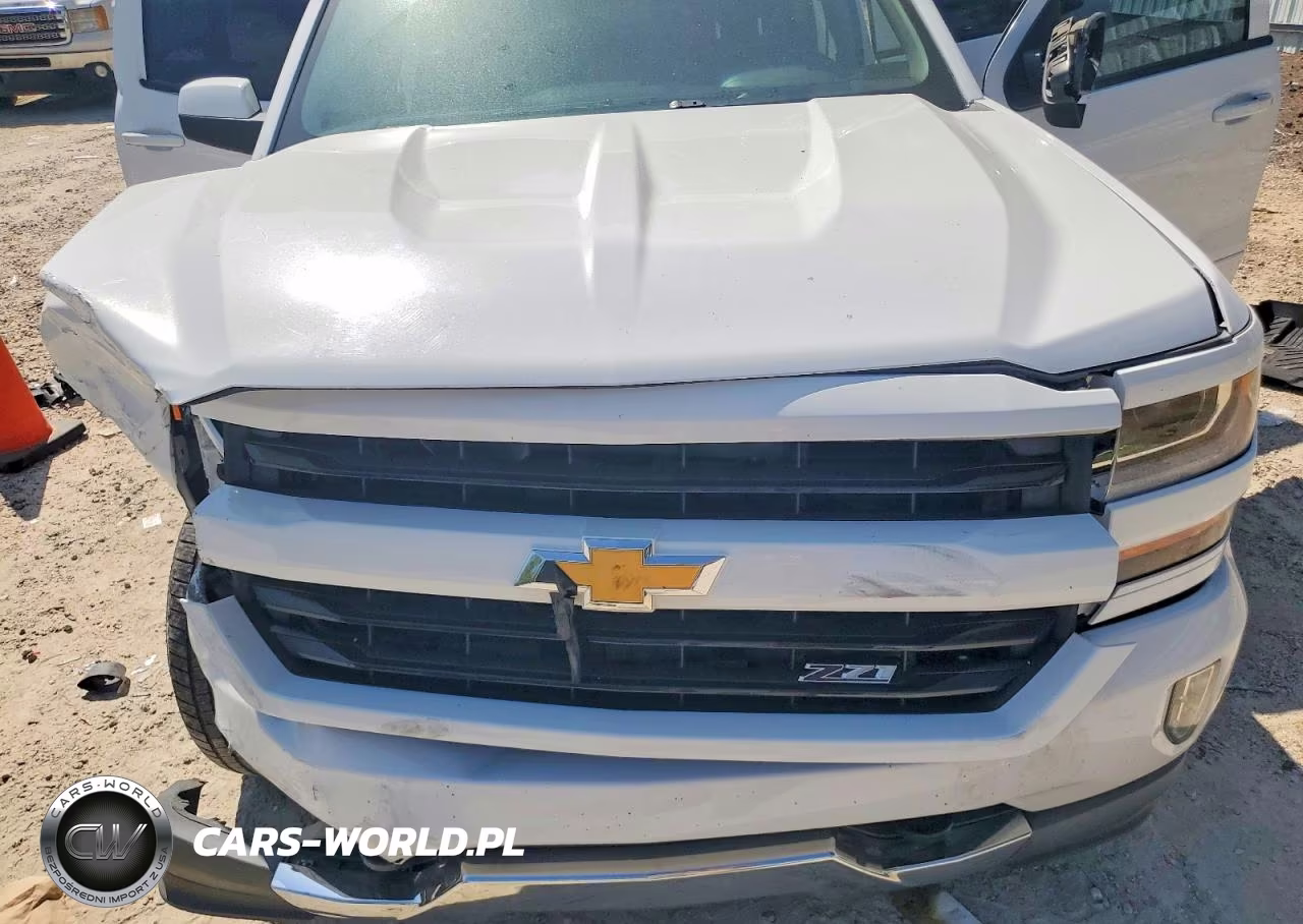 2018 Chevrolet Silverado K1500 Lt VIN:3GCUKREC3JG545223 - 11