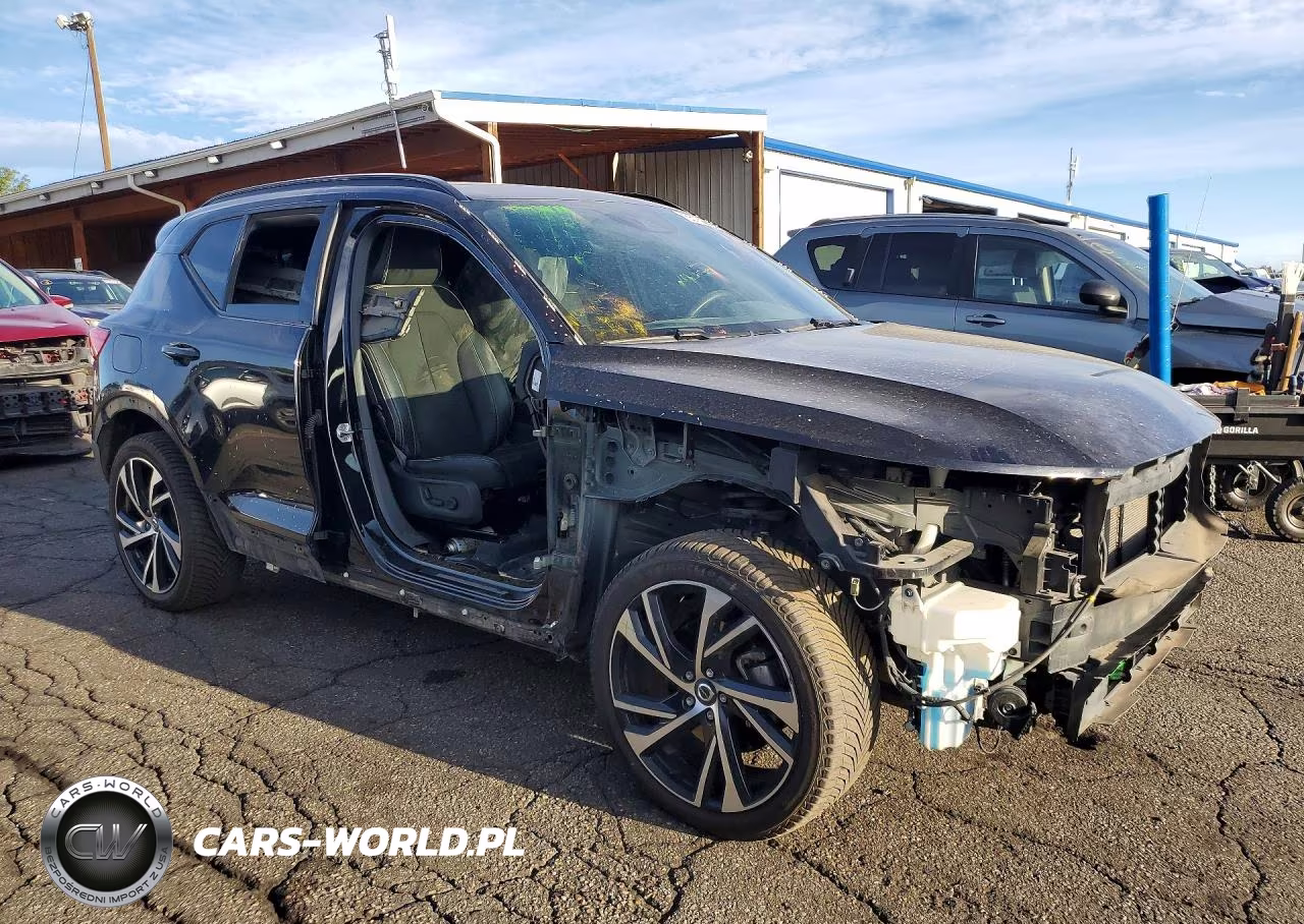 2022 Volvo Xc40 T5 R-Design VIN:YV4162UM3N2694204 - 4