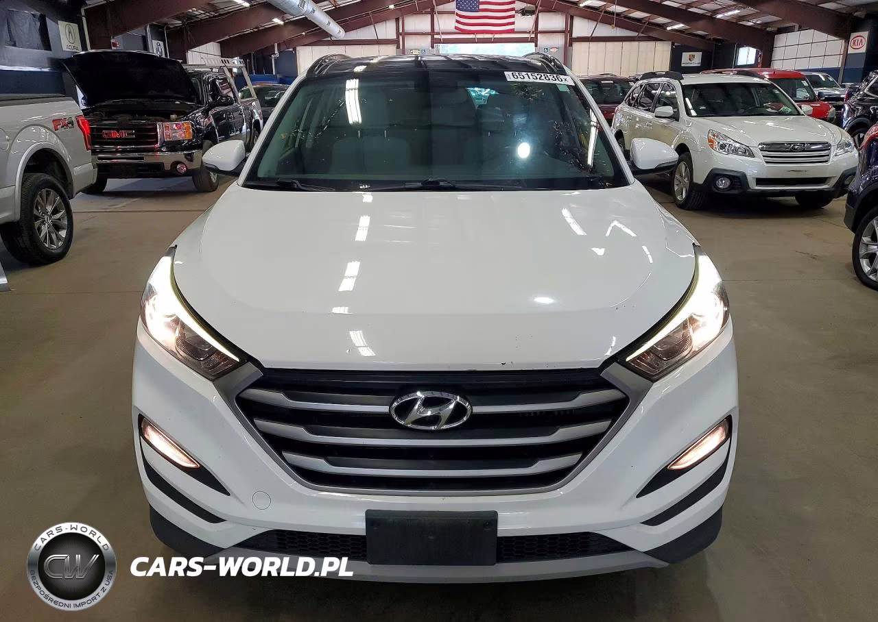 2018 Hyundai Tucson Value VIN:KM8J3CA23JU631571 - 5