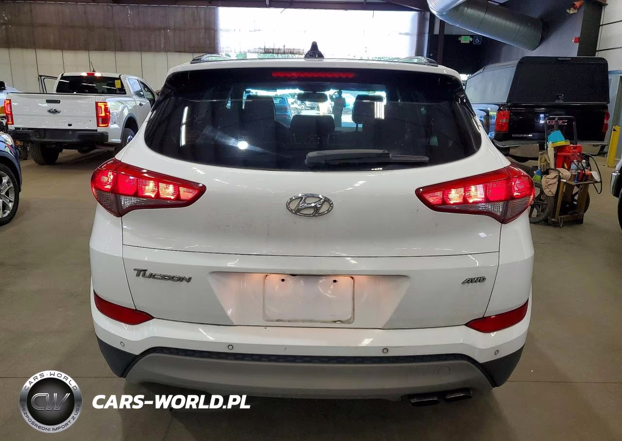 2018 Hyundai Tucson Value VIN:KM8J3CA23JU631571 - 6