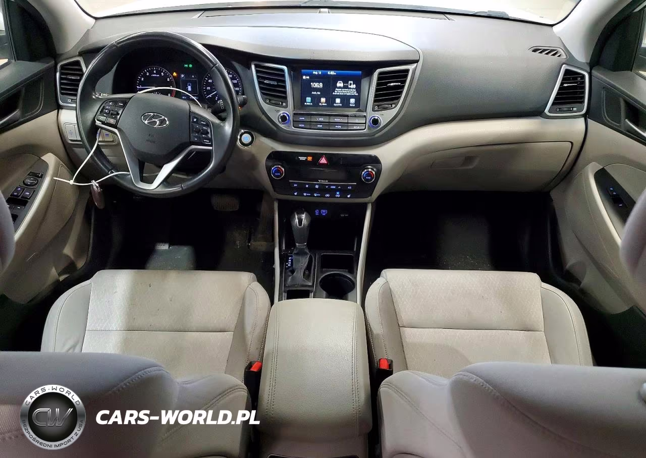 2018 Hyundai Tucson Value VIN:KM8J3CA23JU631571 - 8