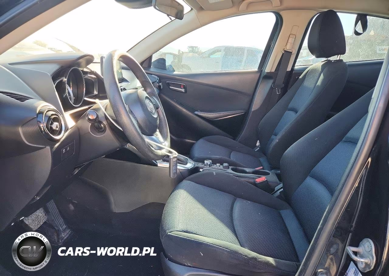 2016 Scion Ia Base VIN:3MYDLBZV0GY102841 - 7
