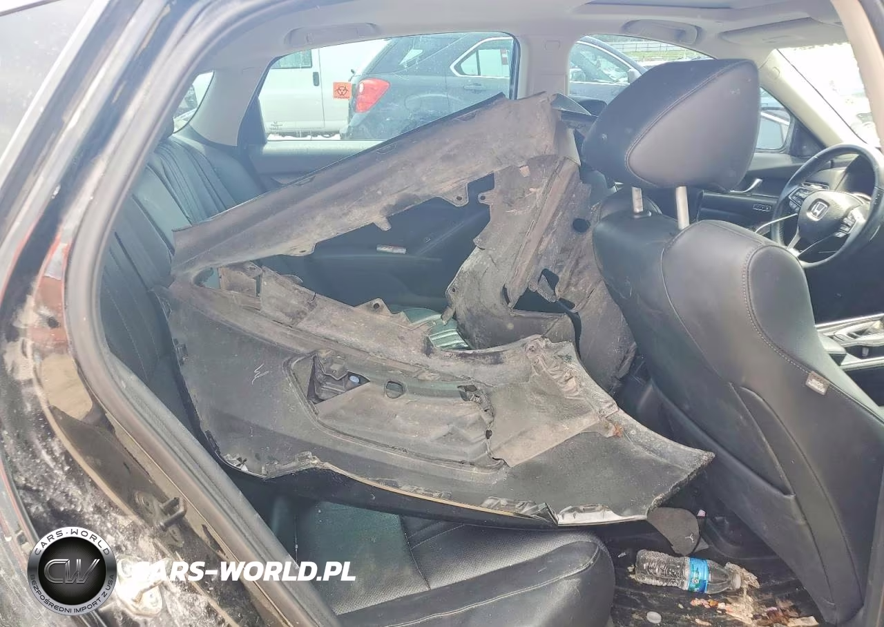2018 Honda Accord Touring VIN:1HGCV1F96JA108095 - 10