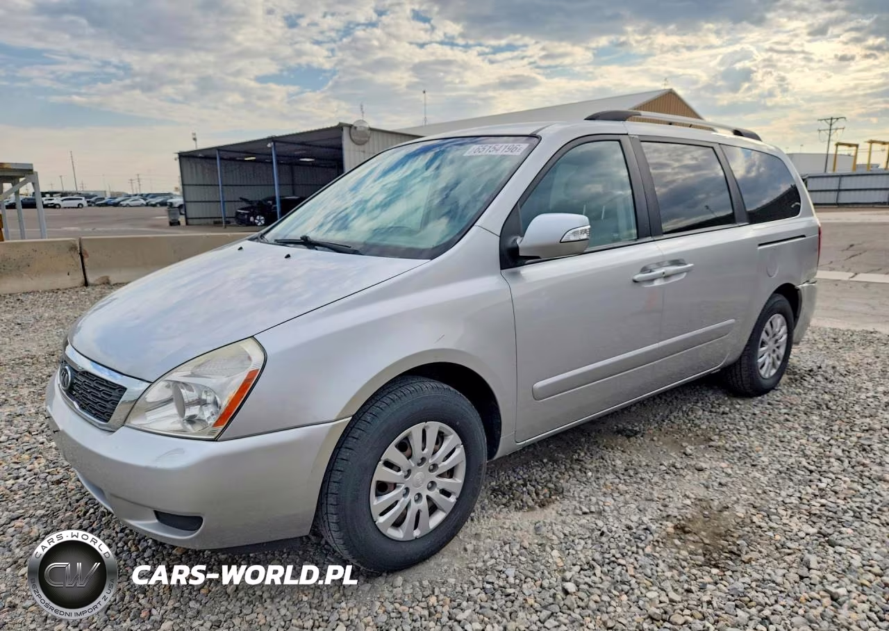 2012 Kia Sedona Lx