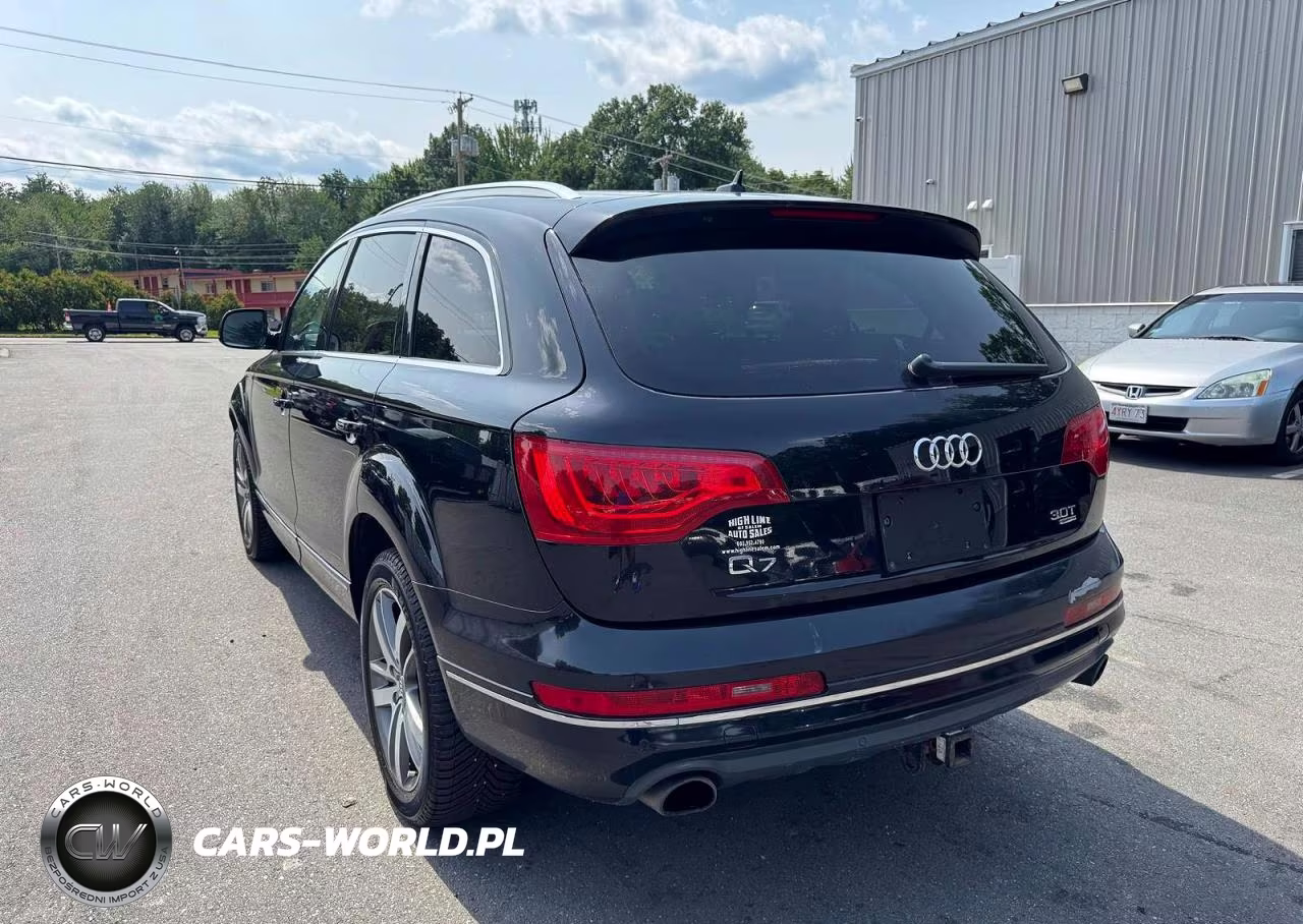 2015 Audi Q7 Premium Plus VIN:WA1LGAFEXFD028708 - 2