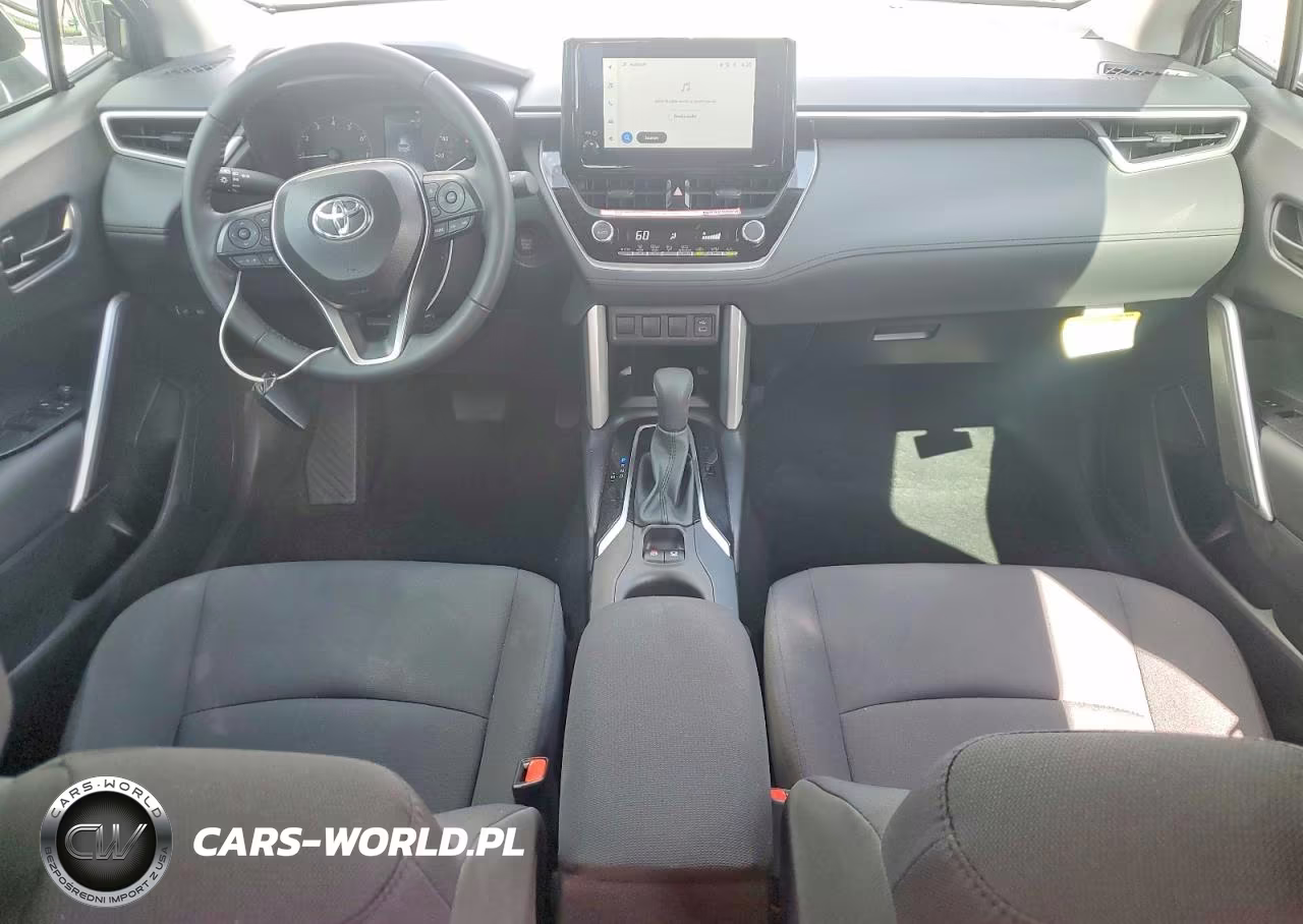 2025 Toyota Corolla Cross Le VIN:7MUCAAAG7SV143531 - 8