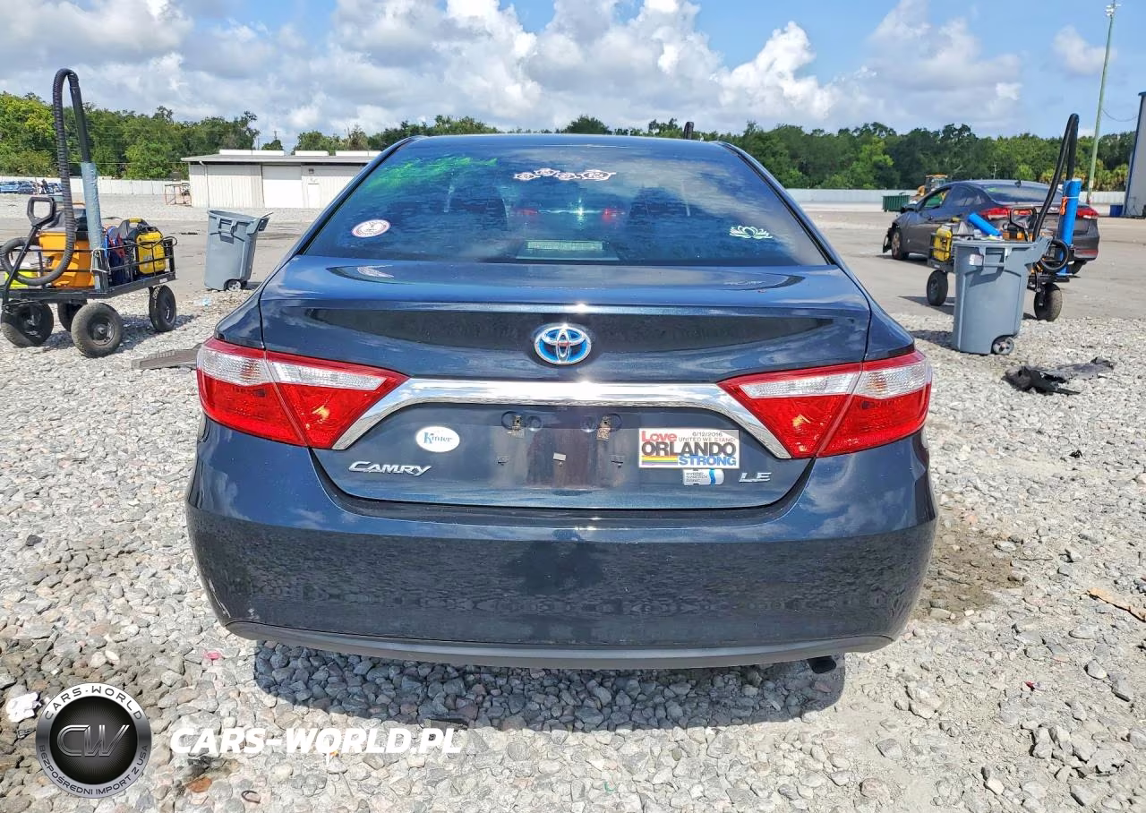 2015 Toyota Camry Hybrid Le VIN:4T1BD1FK9FU147197 - 6