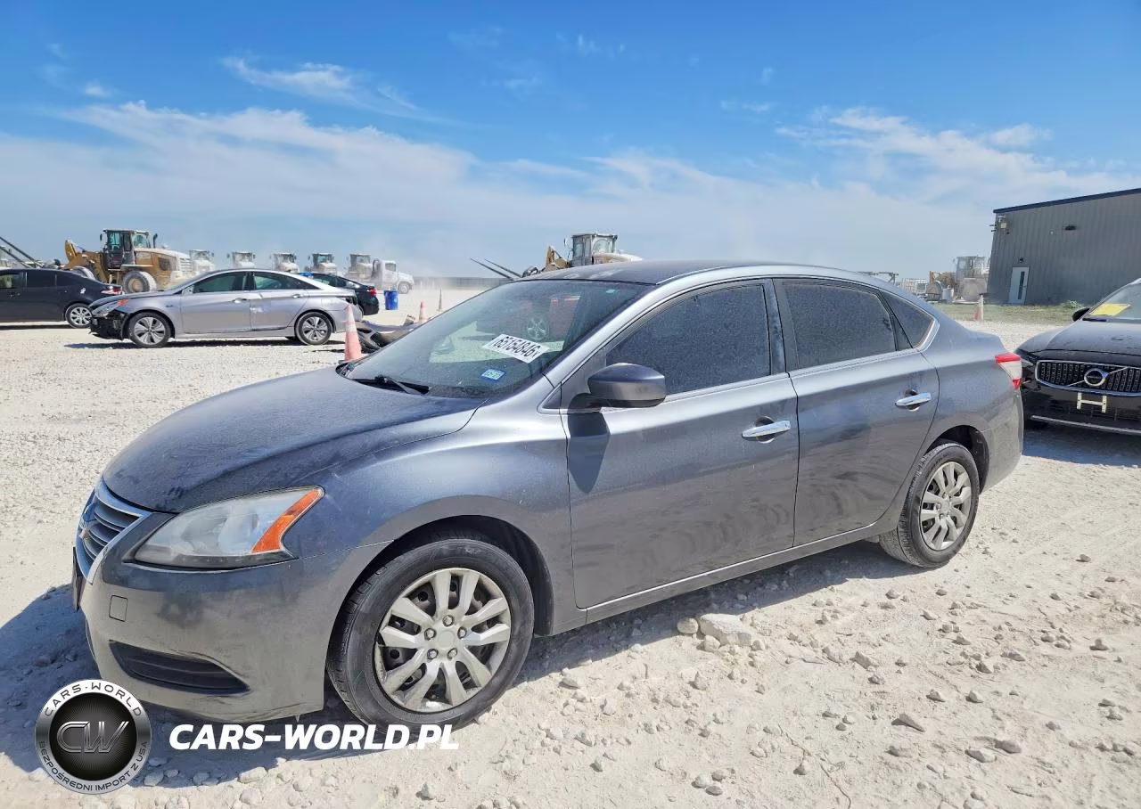 2015 Nissan Sentra S – zdjęcie 1 z 12