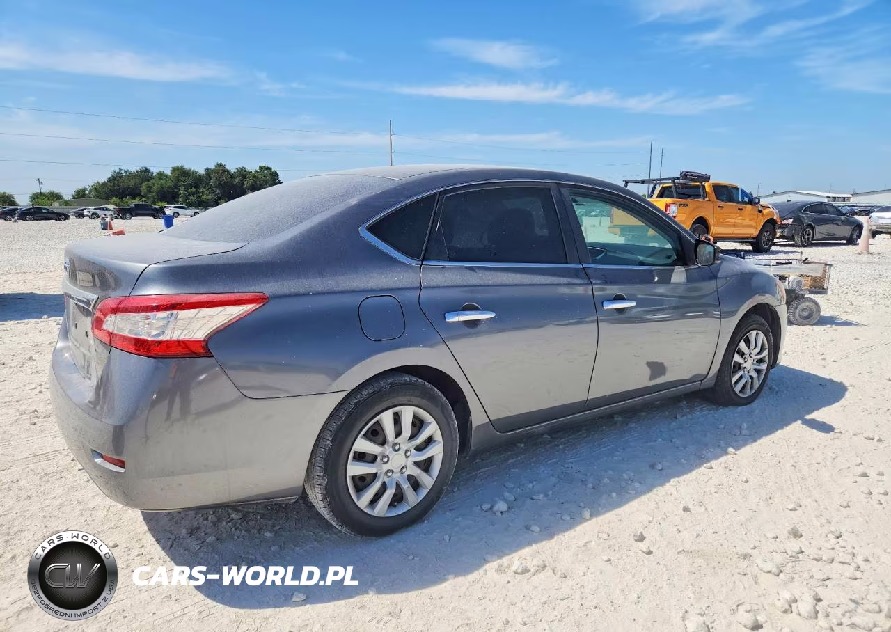 2015 Nissan Sentra S VIN:3N1AB7AP2FY314043 - 3