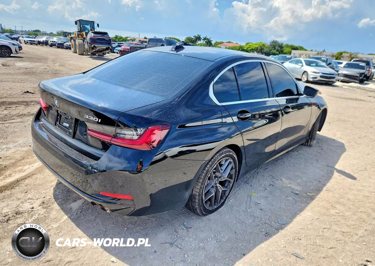 2025 BMW 330I VIN:3MW69CW09S8F10328 - 3