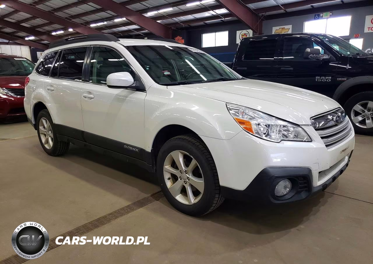 2013 Subaru Outback 2.5I Premium VIN:4S4BRBCC6D3265568 - 4