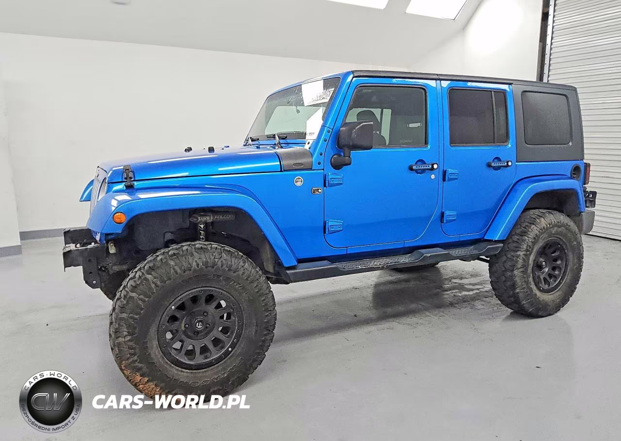 2016 Jeep Wrangler Unlimited Sahara VIN:1C4BJWEG0GL156062 - 1