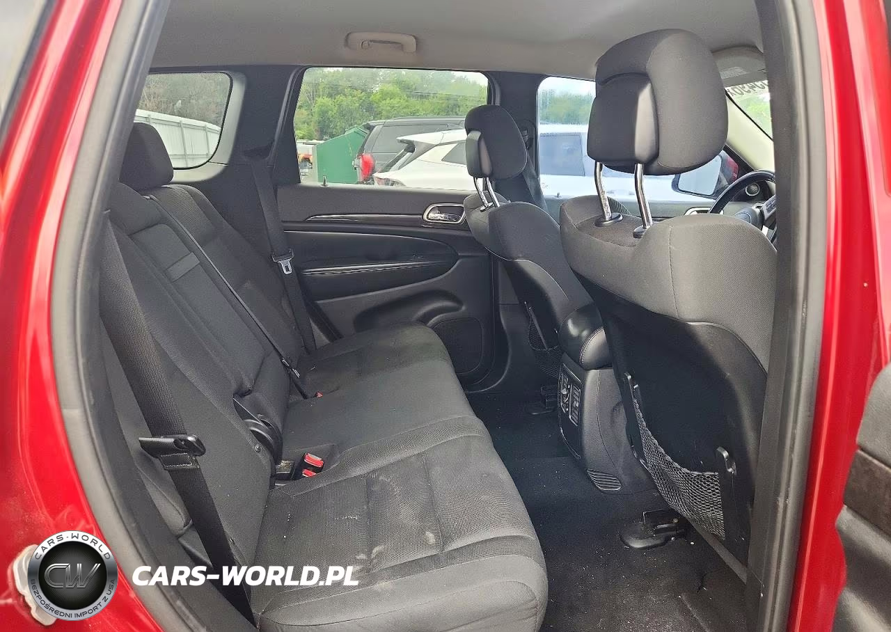 2012 Jeep Grand Cherokee Laredo VIN:1C4RJFAG6CC174208 - 10
