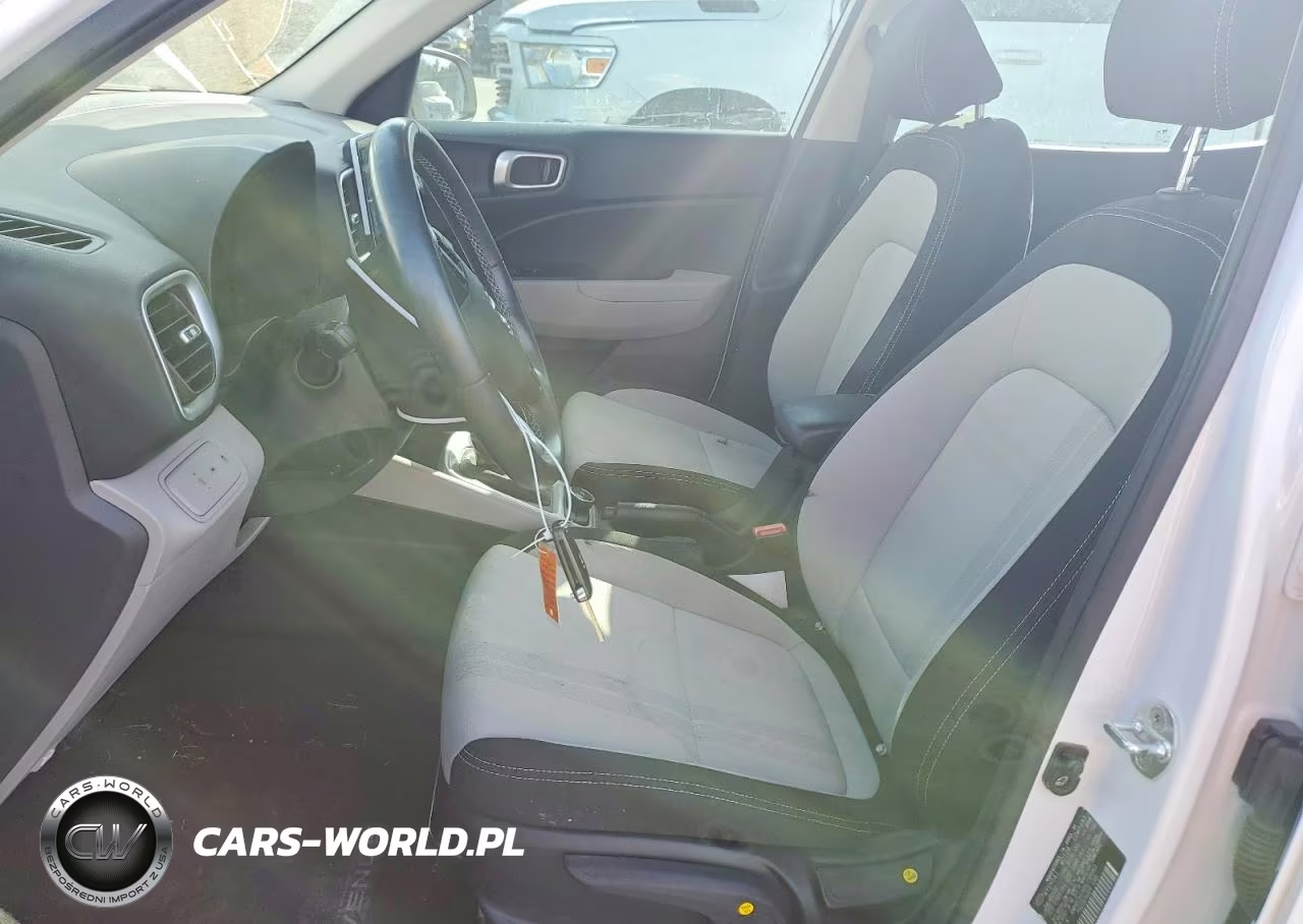 2022 Hyundai Venue Sel VIN:KMHRC8A38NU199963 - 7