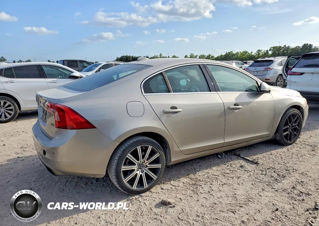 2015 Volvo S60 Platinum VIN:YV149MFM2F1346704 - 3