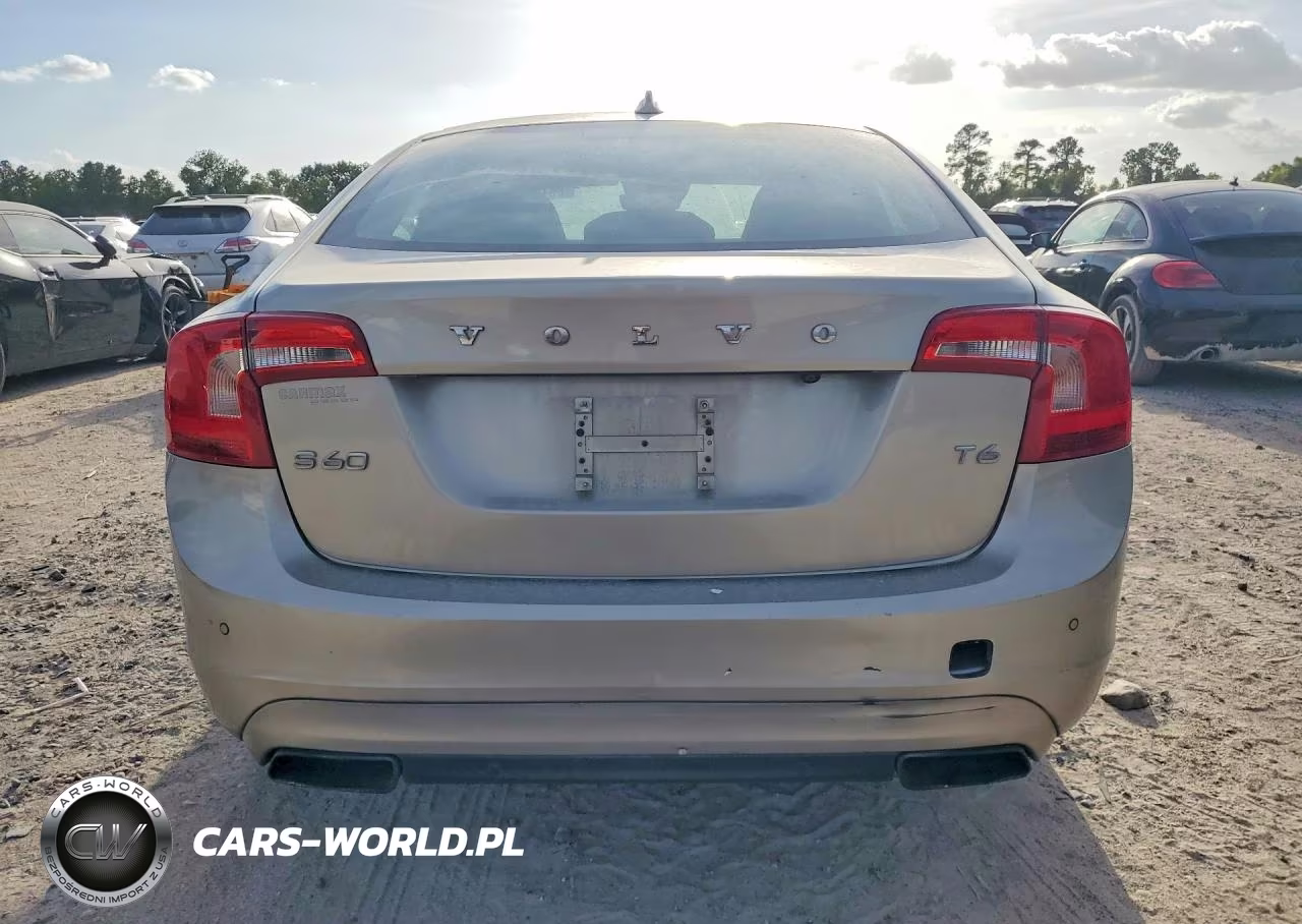 2015 Volvo S60 Platinum VIN:YV149MFM2F1346704 - 6